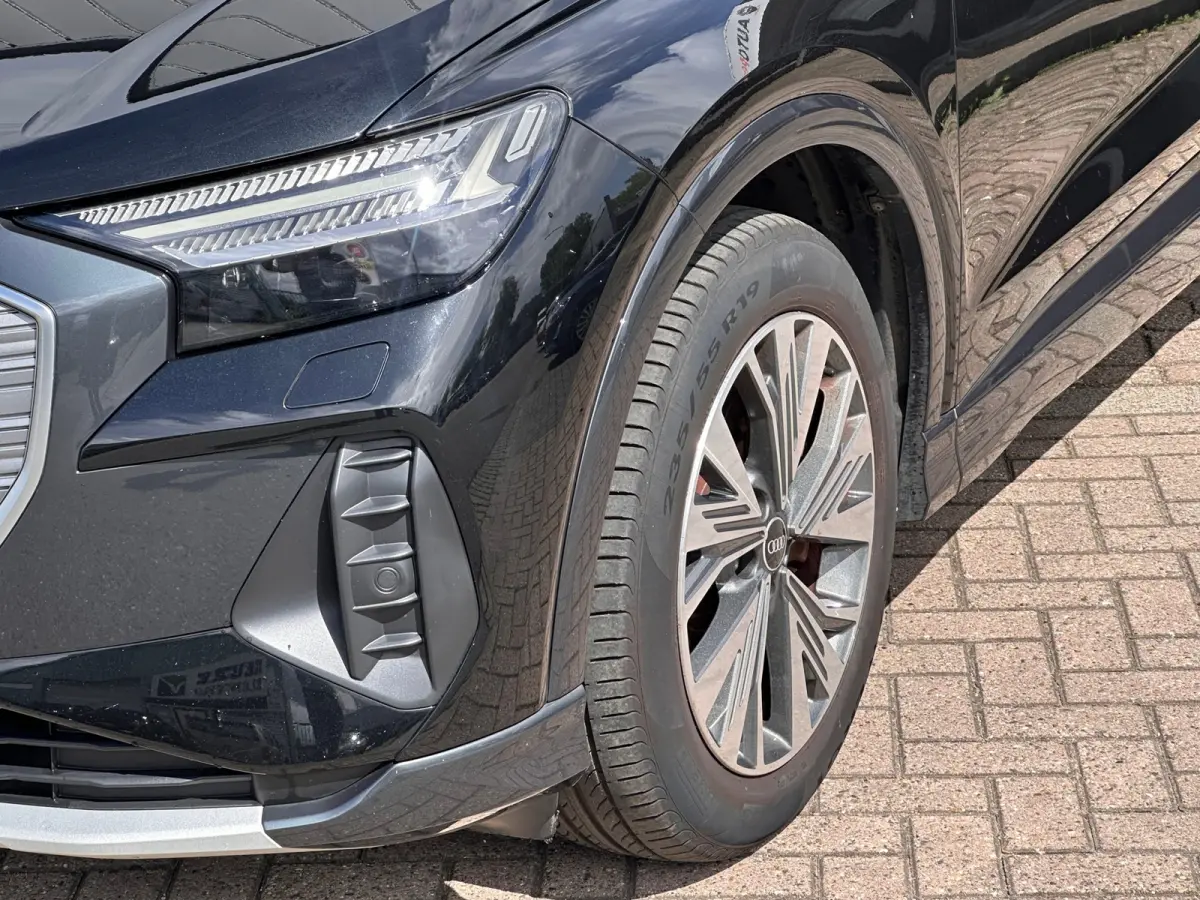 40 Launch edition Advanced 77 kWh FASE 3 Dealer ond