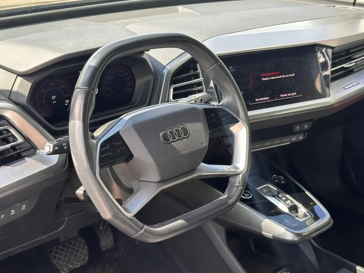 40 Launch edition Advanced 77 kWh FASE 3 Dealer ond