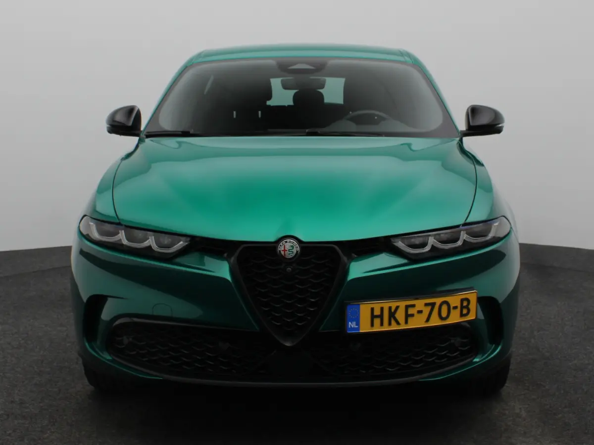 1.5T Hybrid Veloce Lederen Bekleding | ELektrische Stoelen | 360 Graden Camera | Adaptieve Cruise Control | Dodehoekbewaking | 19" Lichtmetalen Velgen