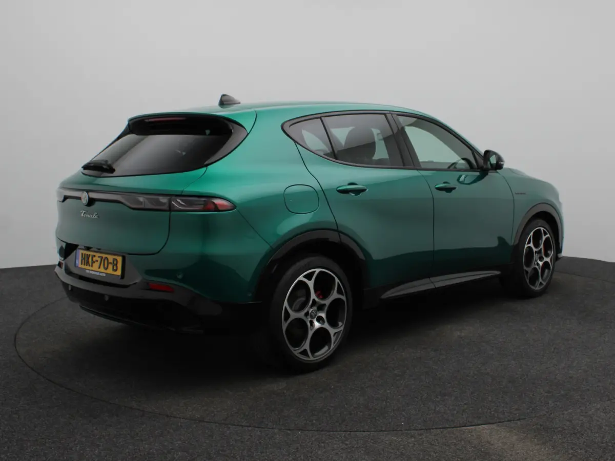 1.5T Hybrid Veloce Lederen Bekleding | ELektrische Stoelen | 360 Graden Camera | Adaptieve Cruise Control | Dodehoekbewaking | 19" Lichtmetalen Velgen