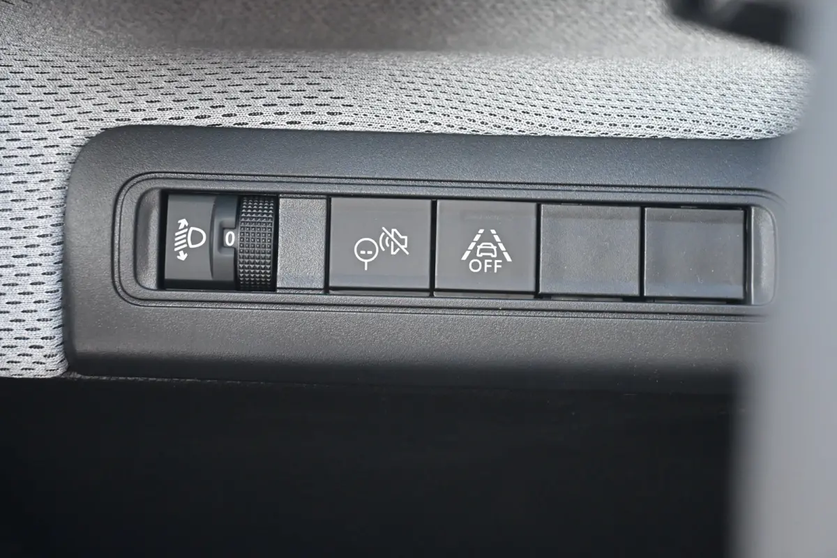 1.2 Hybrid 110pk Max Demo-Deal! | Navigatie | Comfortstoelen | Achteruitrijcamera | Climate Control | Draadloze lader | Cruise Control | !!