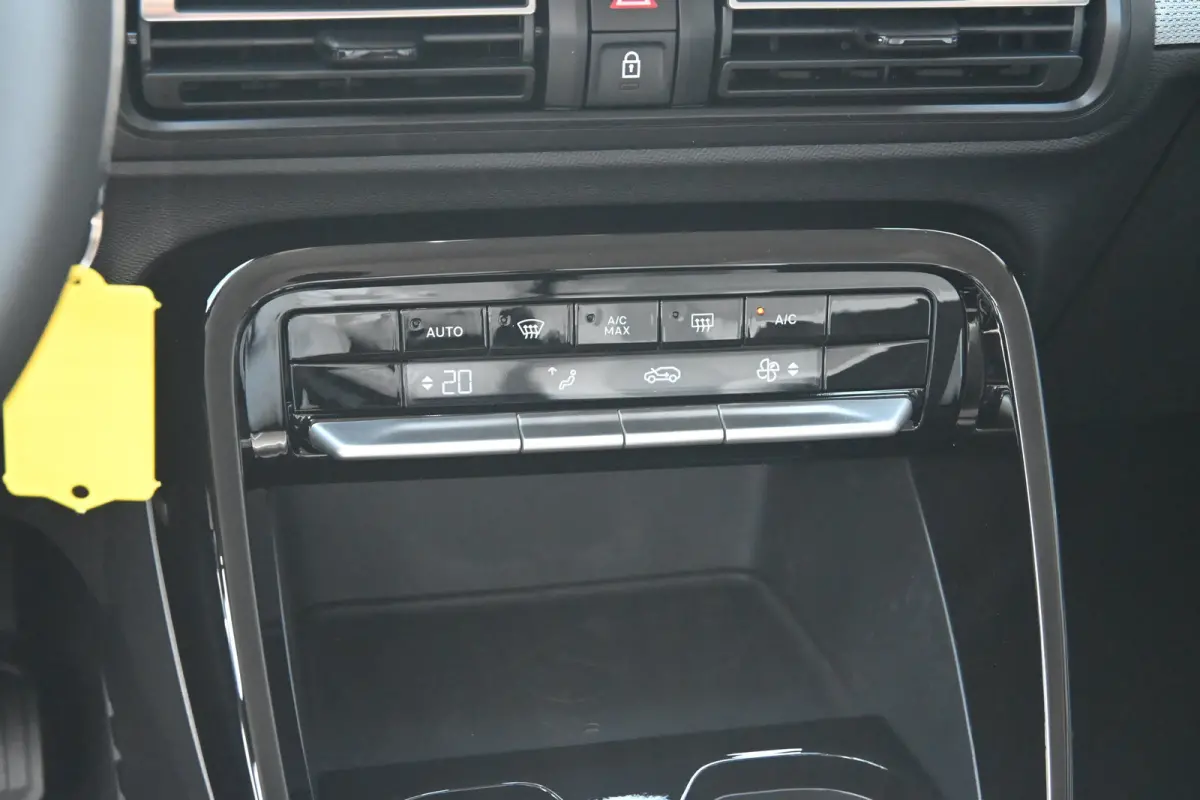 1.2 Hybrid 110pk Max Demo-Deal! | Navigatie | Comfortstoelen | Achteruitrijcamera | Climate Control | Draadloze lader | Cruise Control | !!