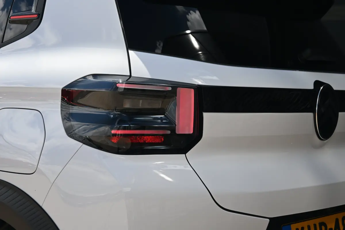 1.2 Hybrid 110pk Max Demo-Deal! | Navigatie | Comfortstoelen | Achteruitrijcamera | Climate Control | Draadloze lader | Cruise Control | !!