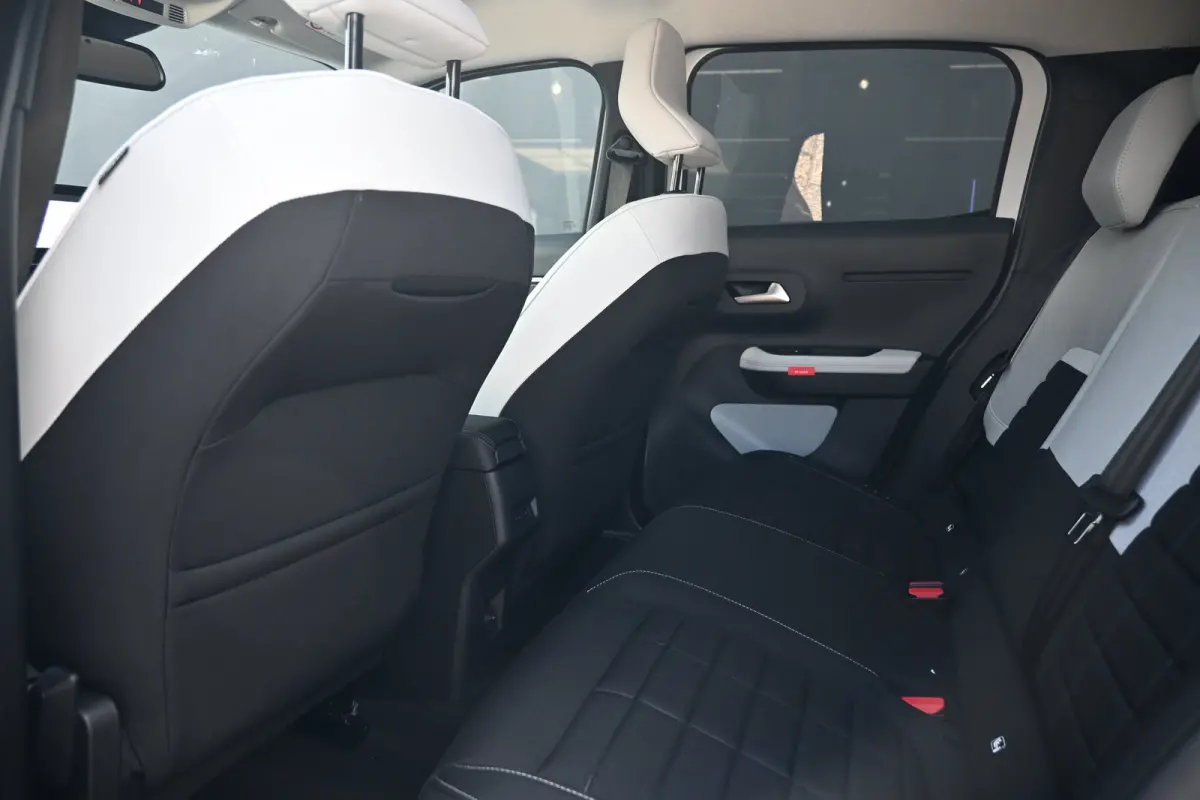 1.2 Hybrid 110pk Max Demo-Deal! | Navigatie | Comfortstoelen | Achteruitrijcamera | Climate Control | Draadloze lader | Cruise Control | !!
