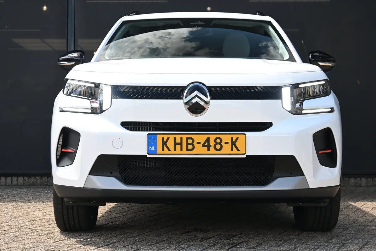 1.2 Hybrid 110pk Max Demo-Deal! | Navigatie | Comfortstoelen | Achteruitrijcamera | Climate Control | Draadloze lader | Cruise Control | !!