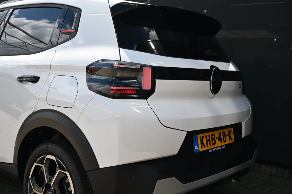 1.2 Hybrid 110pk Max Demo-Deal! | Navigatie | Comfortstoelen | Achteruitrijcamera | Climate Control | Draadloze lader | Cruise Control | !!