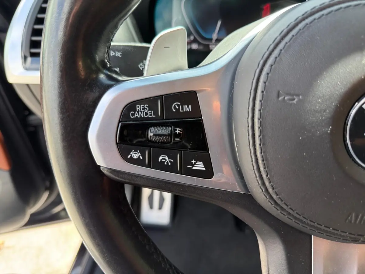 xDrive30e High Executive | ELEKTR. TREKHAAK | SET WINTERWIELEN | DASHCAM VOOR + ACHTER | ETC..