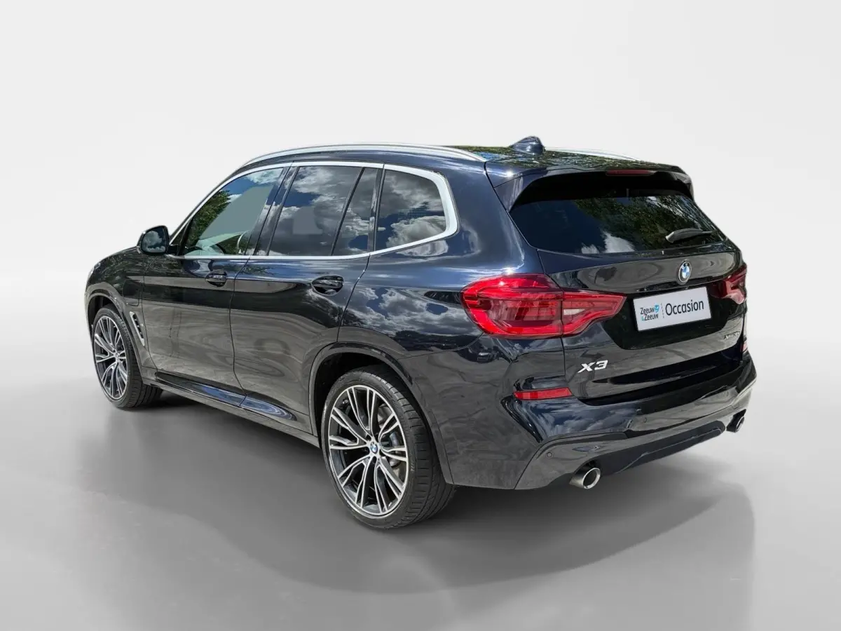 xDrive30e High Executive | ELEKTR. TREKHAAK | SET WINTERWIELEN | DASHCAM VOOR + ACHTER | ETC..