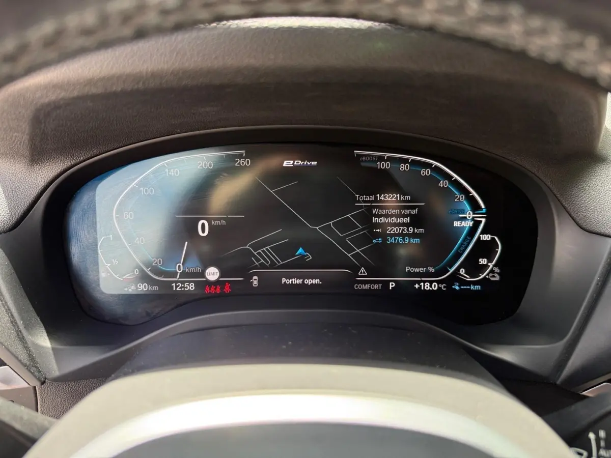 xDrive30e High Executive | ELEKTR. TREKHAAK | SET WINTERWIELEN | DASHCAM VOOR + ACHTER | ETC..
