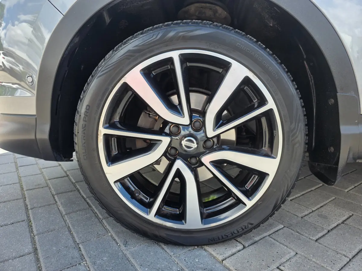 1.2 Tekna + | Met o.a. stoelverwarming, 360° camera, navigatie, elektrische stoelbediening en climate control!