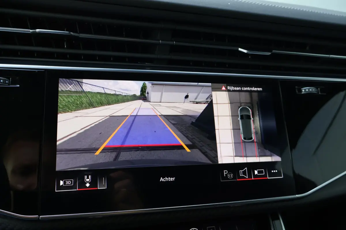 4.0 TFSI RS Q8 quattro URBAN l EXCLUSIVE PAINT GRIGIO TELESTO l PPF l KERAMISCH l CARBON l SOFTCLOSE l HUD l B&O l BTW