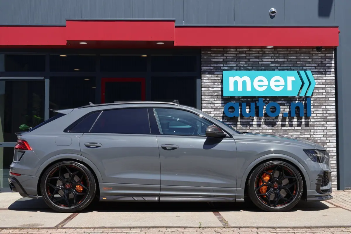 4.0 TFSI RS Q8 quattro URBAN l EXCLUSIVE PAINT GRIGIO TELESTO l PPF l KERAMISCH l CARBON l SOFTCLOSE l HUD l B&O l BTW