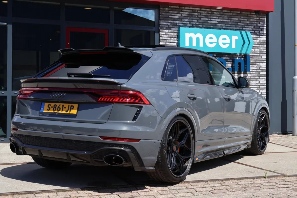 4.0 TFSI RS Q8 quattro URBAN l EXCLUSIVE PAINT GRIGIO TELESTO l PPF l KERAMISCH l CARBON l SOFTCLOSE l HUD l B&O l BTW