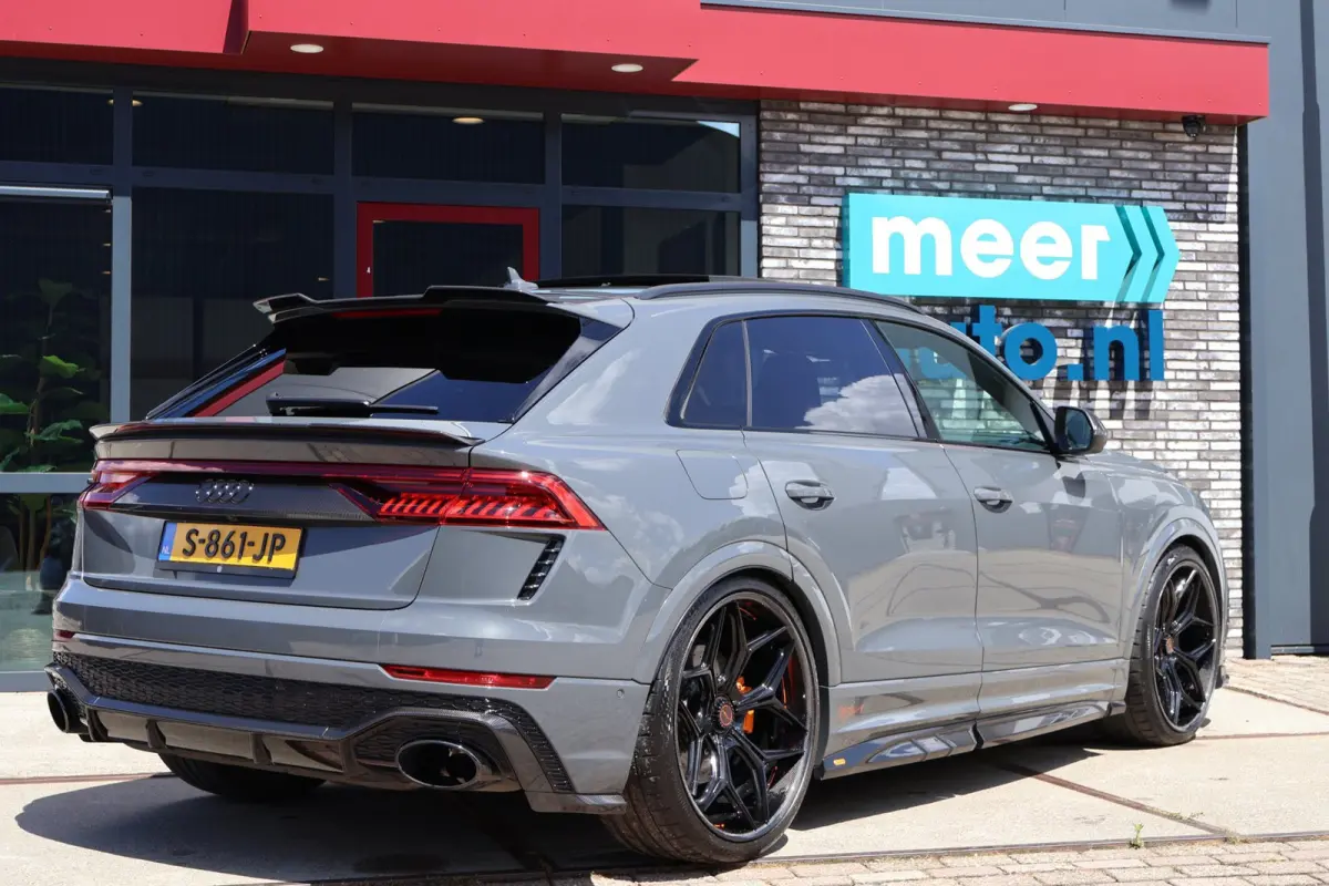 4.0 TFSI RS Q8 quattro URBAN l EXCLUSIVE PAINT GRIGIO TELESTO l PPF l KERAMISCH l CARBON l SOFTCLOSE l HUD l B&O l BTW