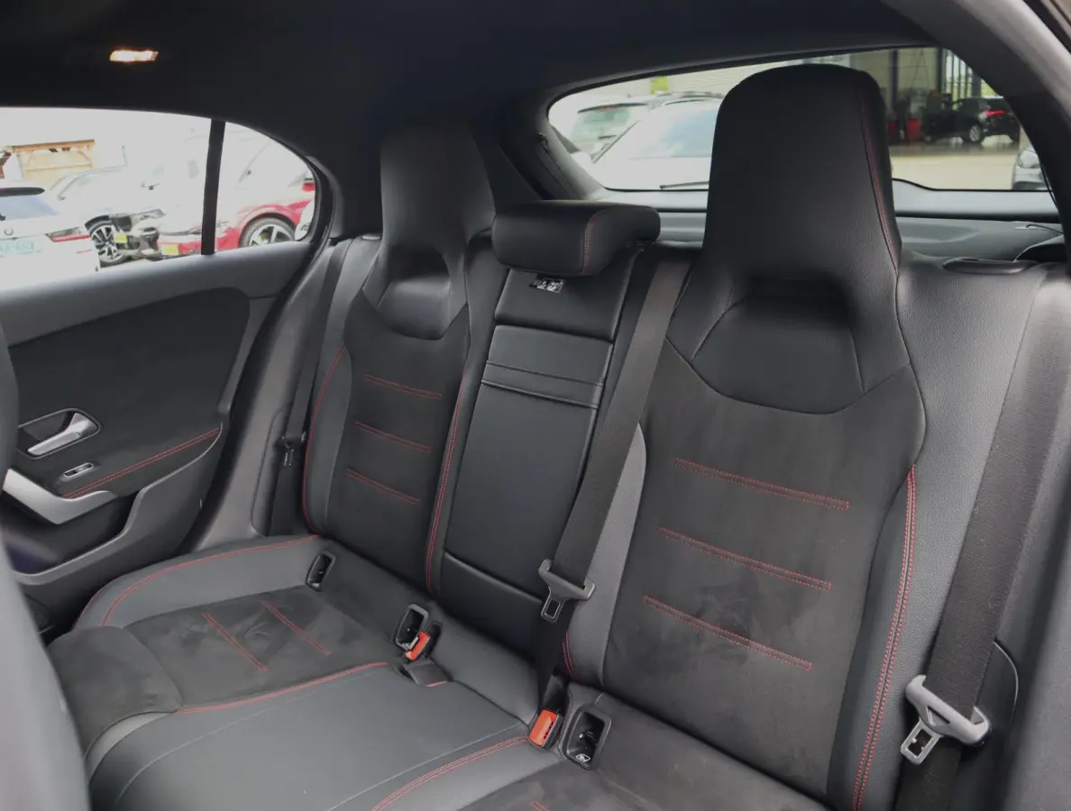 250 e Star Edition AMG Line | Pano | ACC | 19 Inch | Stoelverwarming