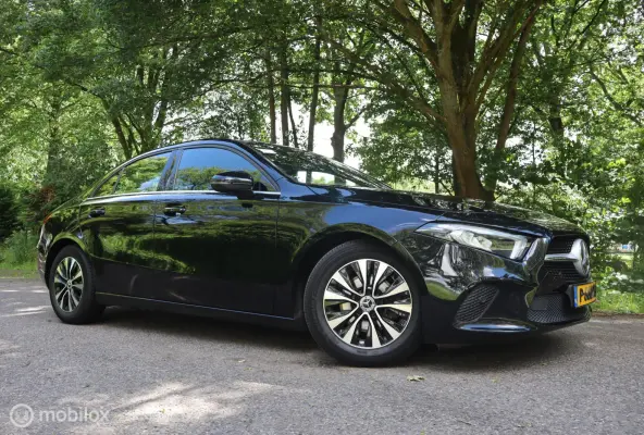 180 BusinessLine | Keyless | Carplay | Cam