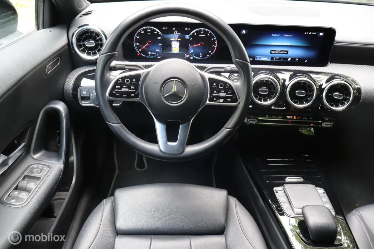 180 BusinessLine | Keyless | Carplay | Cam