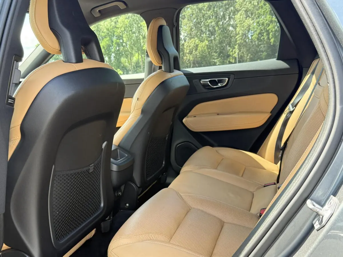 2.0 T5 AWD Inscription