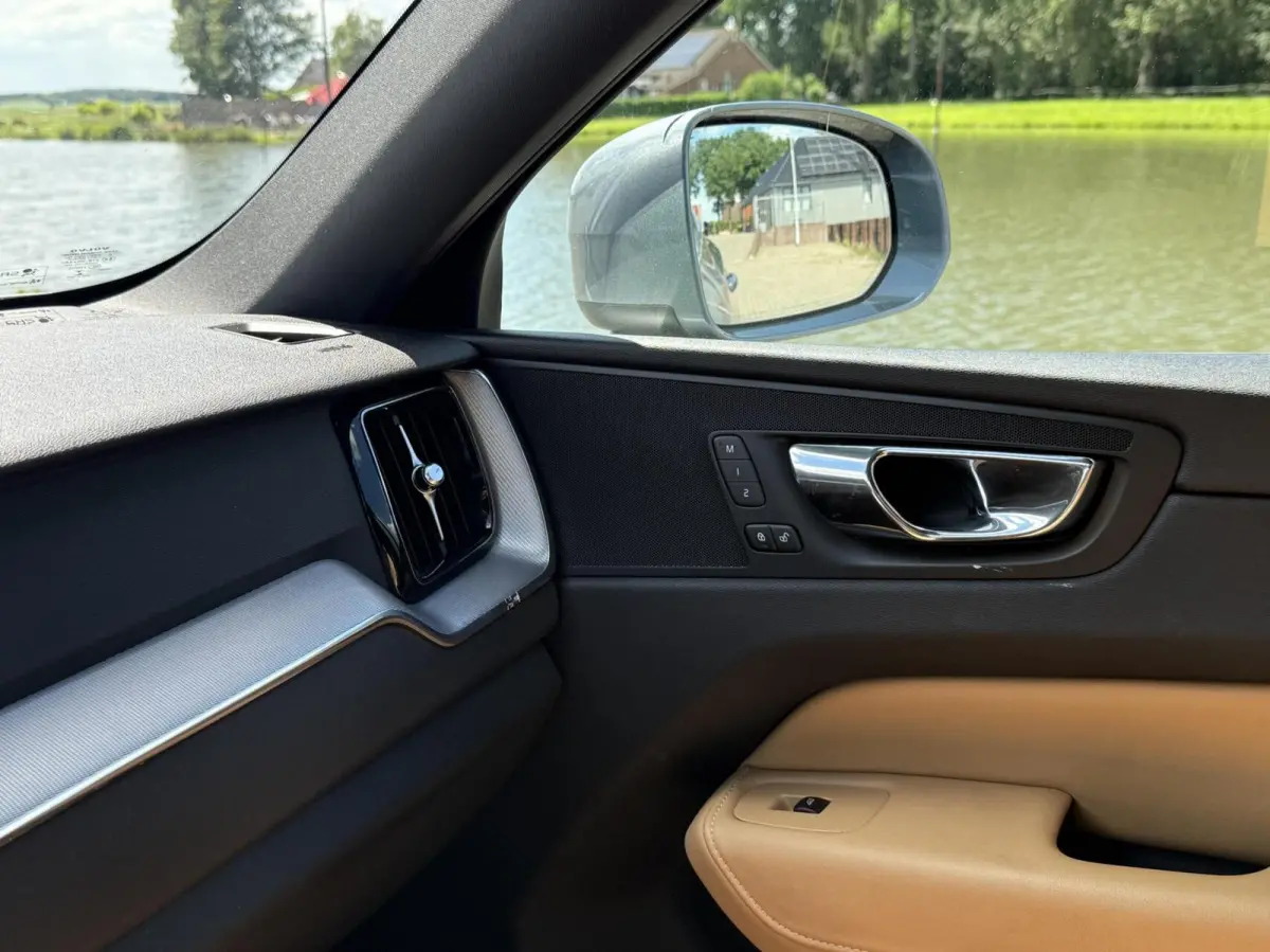 2.0 T5 AWD Inscription