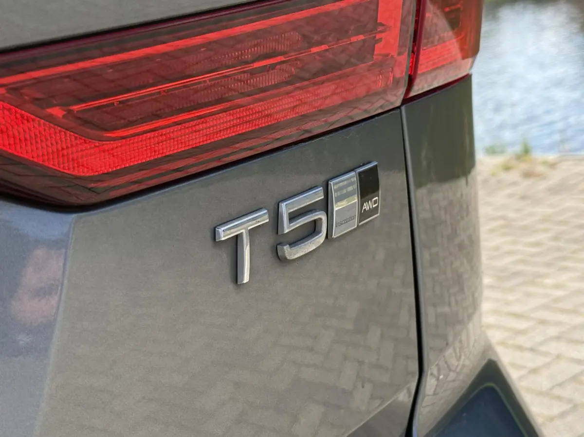 2.0 T5 AWD Inscription