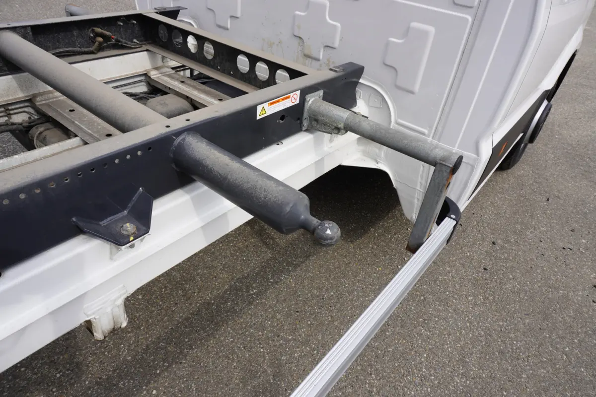 180pk Dubbellucht 3-Zijdige kipper Trekhaak Navigatie Apple Airco carplay Tipper