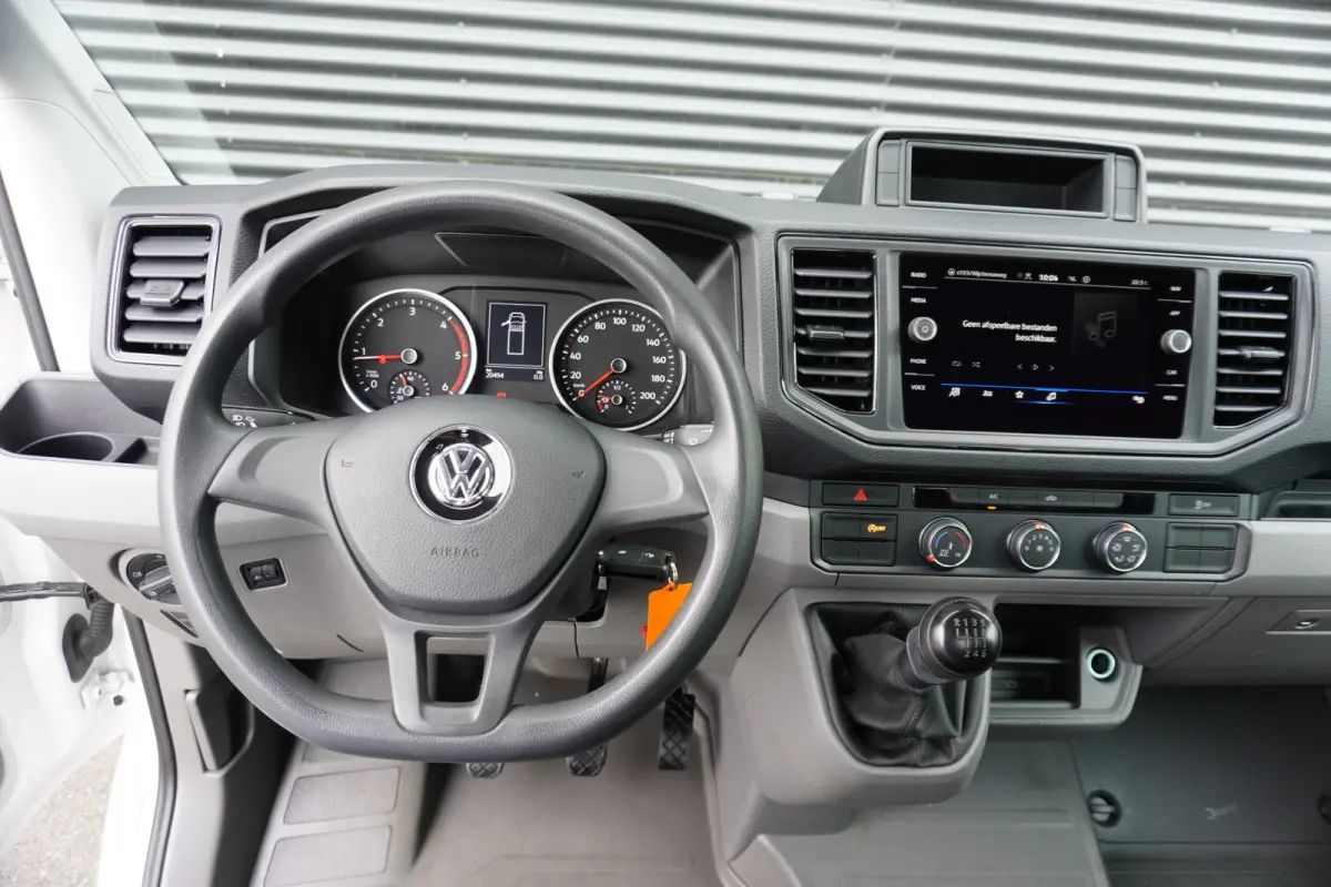 180pk Dubbellucht 3-Zijdige kipper Trekhaak Navigatie Apple Airco carplay Tipper