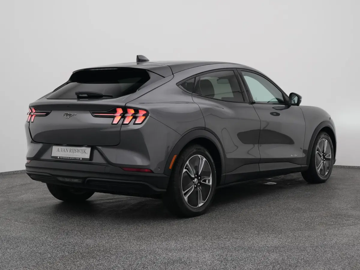 Standard RWD 75 kWh | 360° | ADAPTIVE | KEYLESS | STOEL- EN STUURVERW.