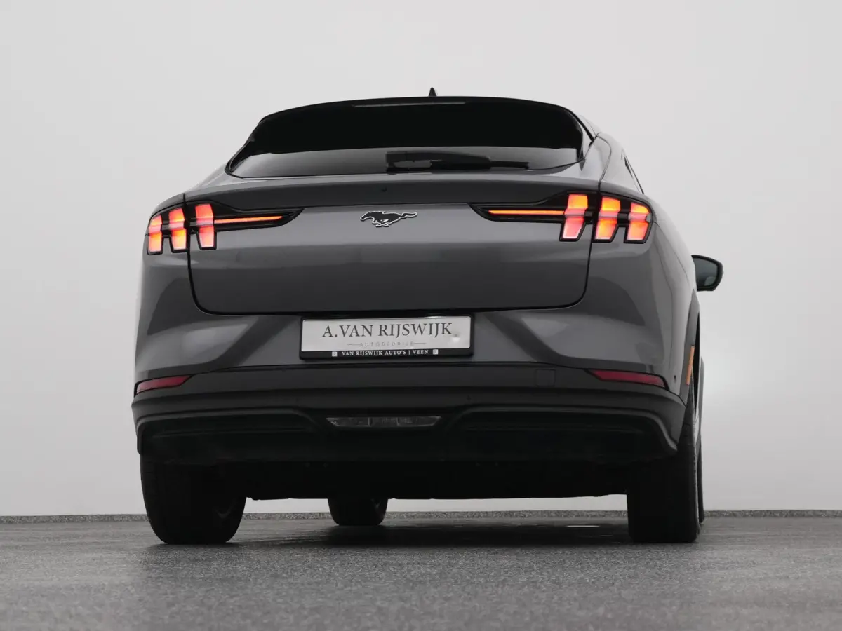 Standard RWD 75 kWh | 360° | ADAPTIVE | KEYLESS | STOEL- EN STUURVERW.