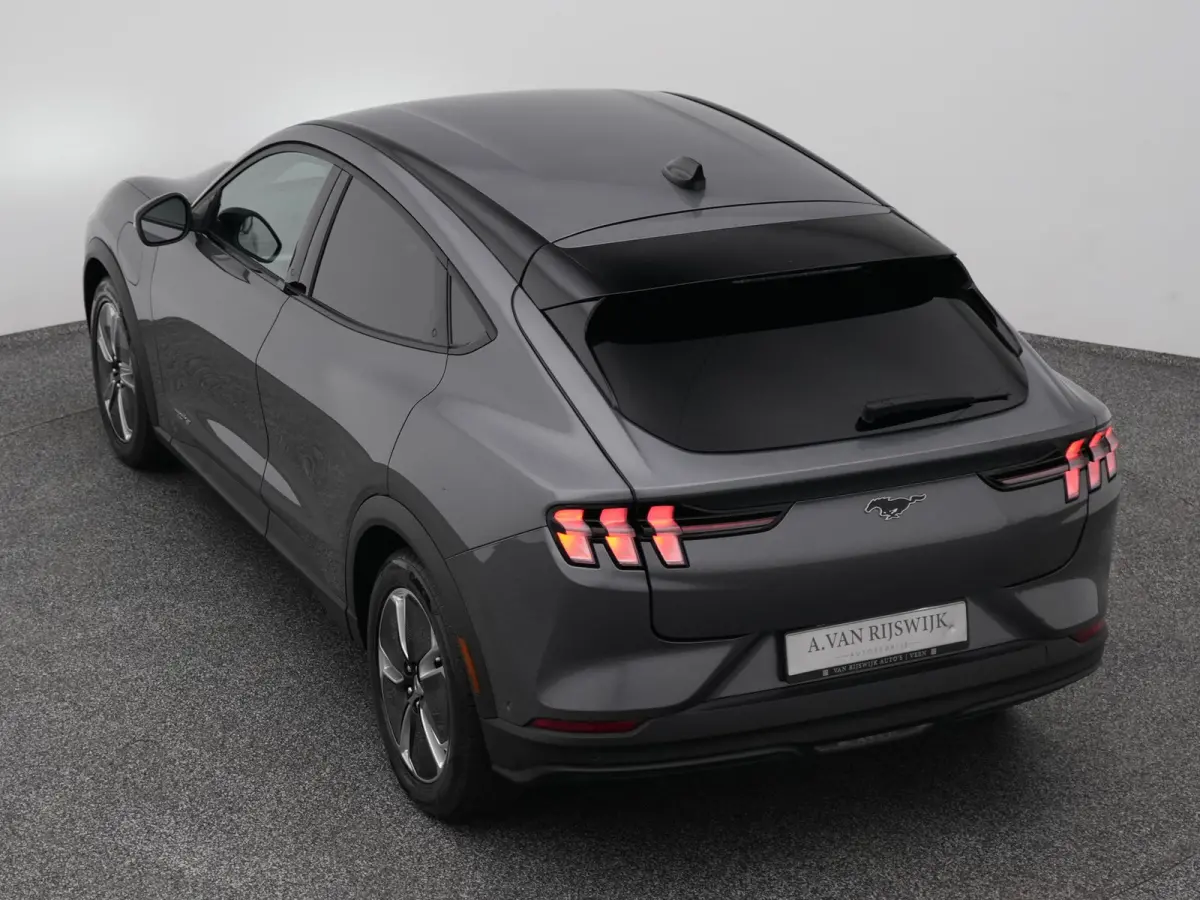 Standard RWD 75 kWh | 360° | ADAPTIVE | KEYLESS | STOEL- EN STUURVERW.