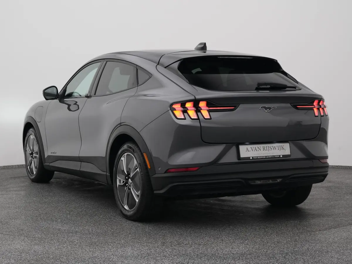 Standard RWD 75 kWh | 360° | ADAPTIVE | KEYLESS | STOEL- EN STUURVERW.