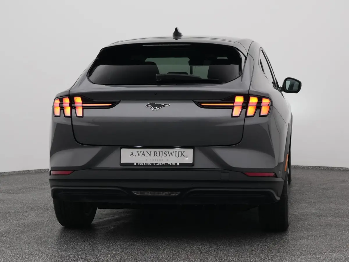 Standard RWD 75 kWh | 360° | ADAPTIVE | KEYLESS | STOEL- EN STUURVERW.