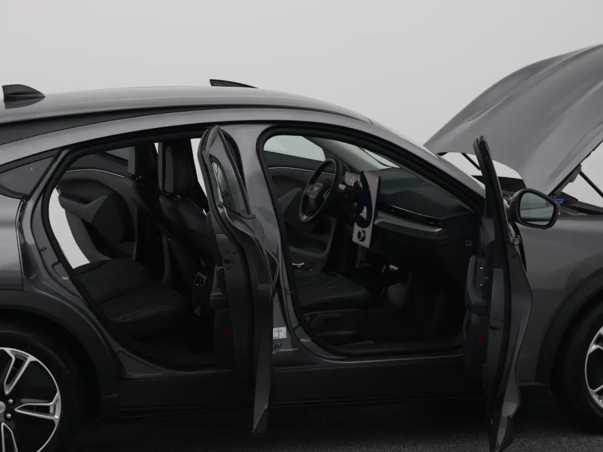 Standard RWD 75 kWh | 360° | ADAPTIVE | KEYLESS | STOEL- EN STUURVERW.