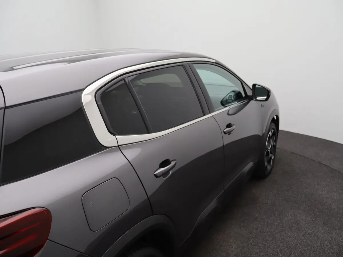 Hybrid 225 e-EAT8 Feel | NAVIGATIE | HALF-LEDER | PARKEERSENSOREN | PARKEERSENSOREN