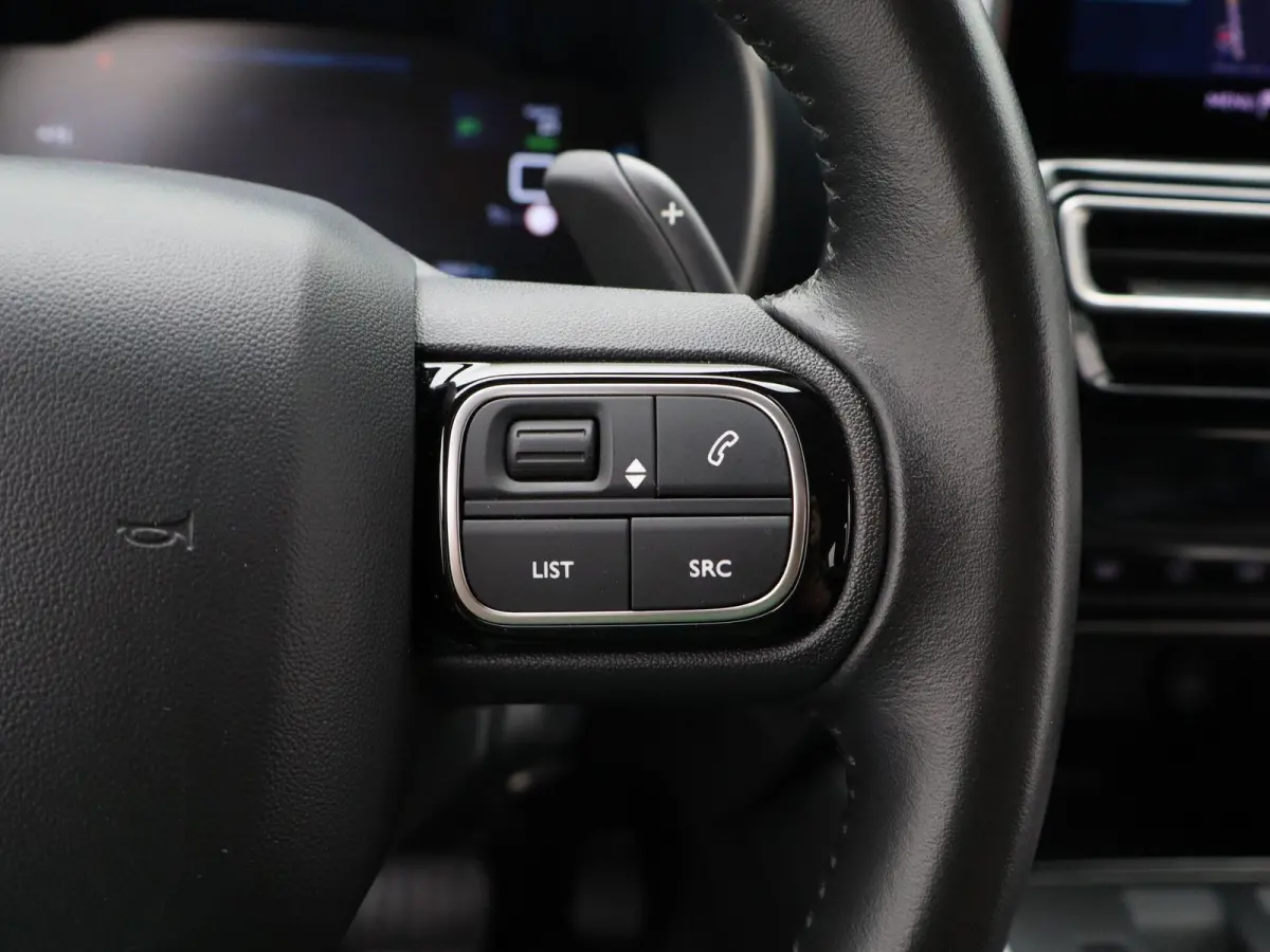 Hybrid 225 e-EAT8 Feel | NAVIGATIE | HALF-LEDER | PARKEERSENSOREN | PARKEERSENSOREN