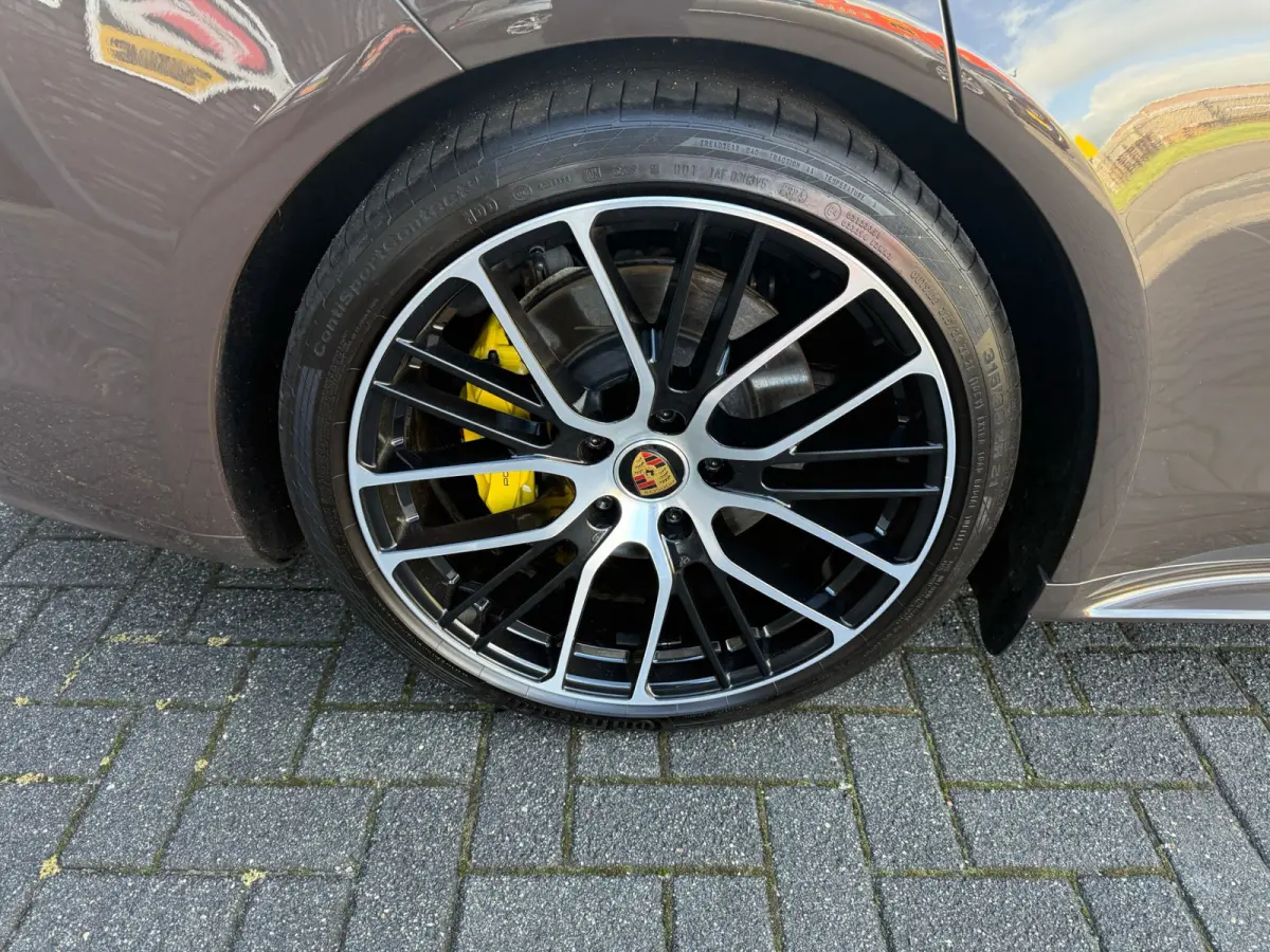 2.9 4 E-Hybrid Platinum Edition | 2E EIGENAAR | 12MND GARANTIE | ACC | PANO | HUD | CARPLAY | SFEER | 360 CAMERA | BOMVOL | SOFTCLOSE |