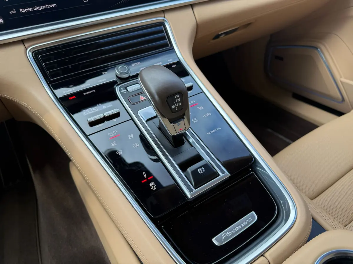 2.9 4 E-Hybrid Platinum Edition | 2E EIGENAAR | 12MND GARANTIE | ACC | PANO | HUD | CARPLAY | SFEER | 360 CAMERA | BOMVOL | SOFTCLOSE |