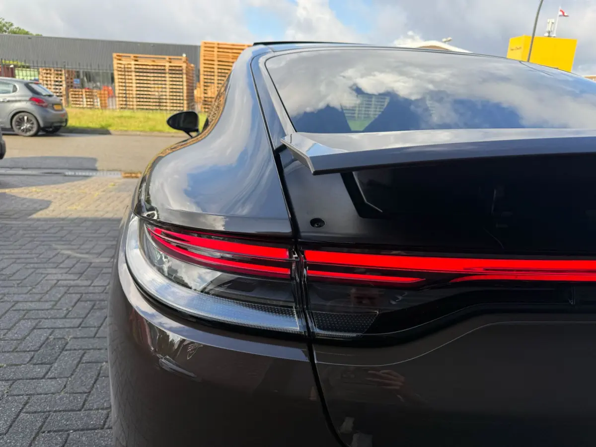 2.9 4 E-Hybrid Platinum Edition | 2E EIGENAAR | 12MND GARANTIE | ACC | PANO | HUD | CARPLAY | SFEER | 360 CAMERA | BOMVOL | SOFTCLOSE |