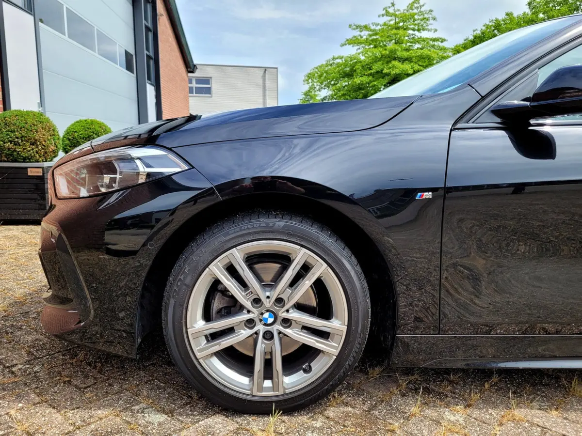 118i M-sport Pano Camera Stuurverw. HIFI [1e eig. BTW NL NAP]