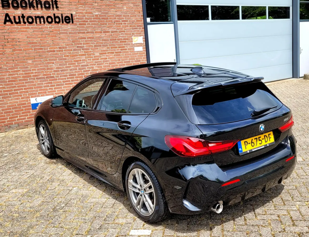 118i M-sport Pano Camera Stuurverw. HIFI [1e eig. BTW NL NAP]