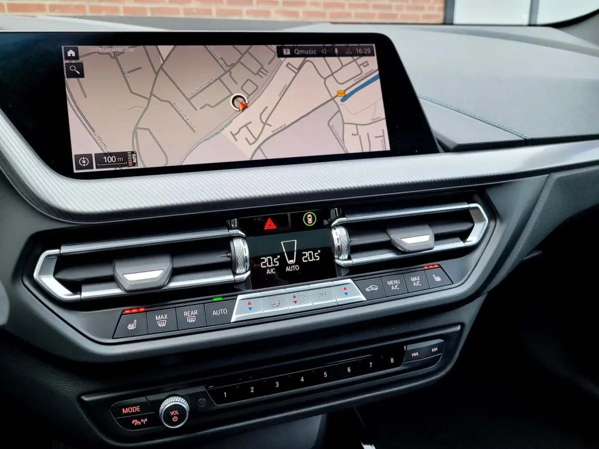 118i M-sport Pano Camera Stuurverw. HIFI [1e eig. BTW NL NAP]