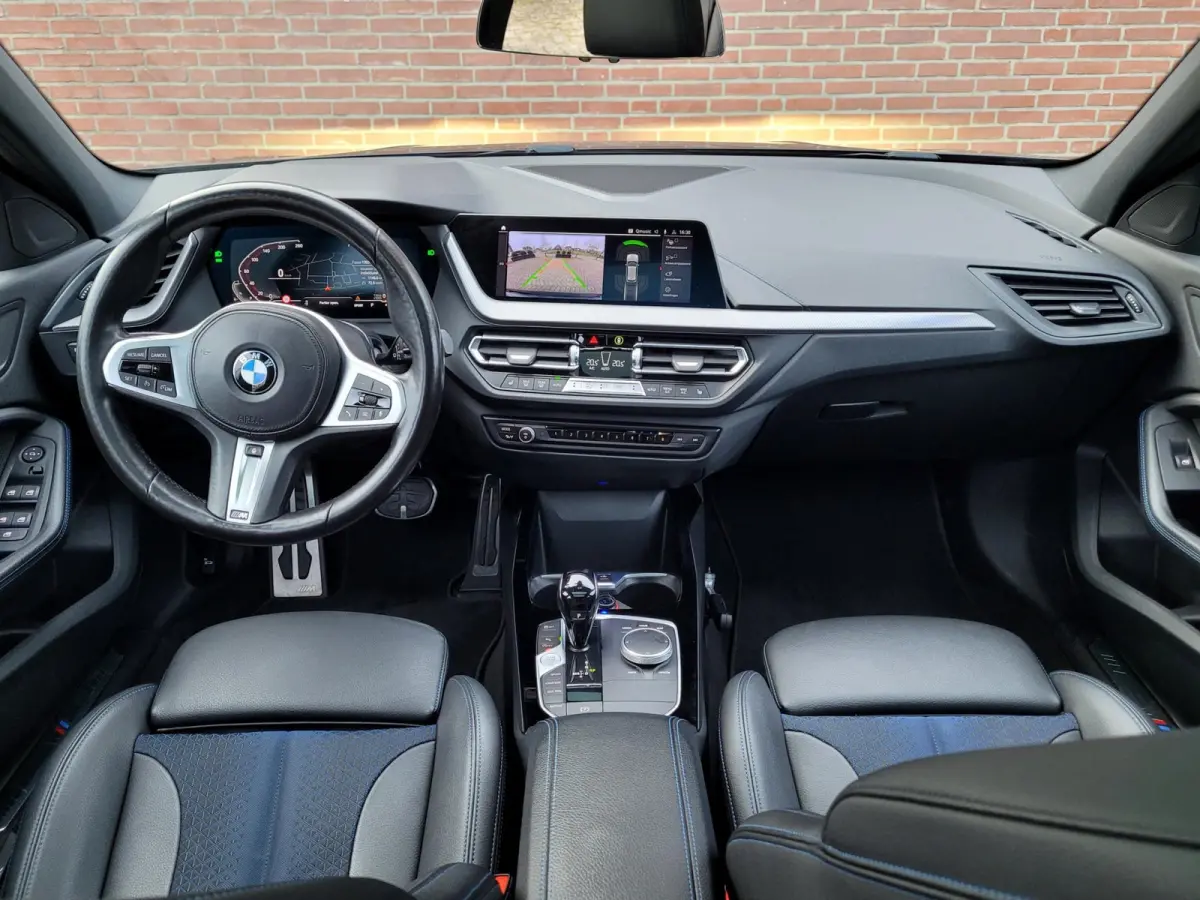 118i M-sport Pano Camera Stuurverw. HIFI [1e eig. BTW NL NAP]