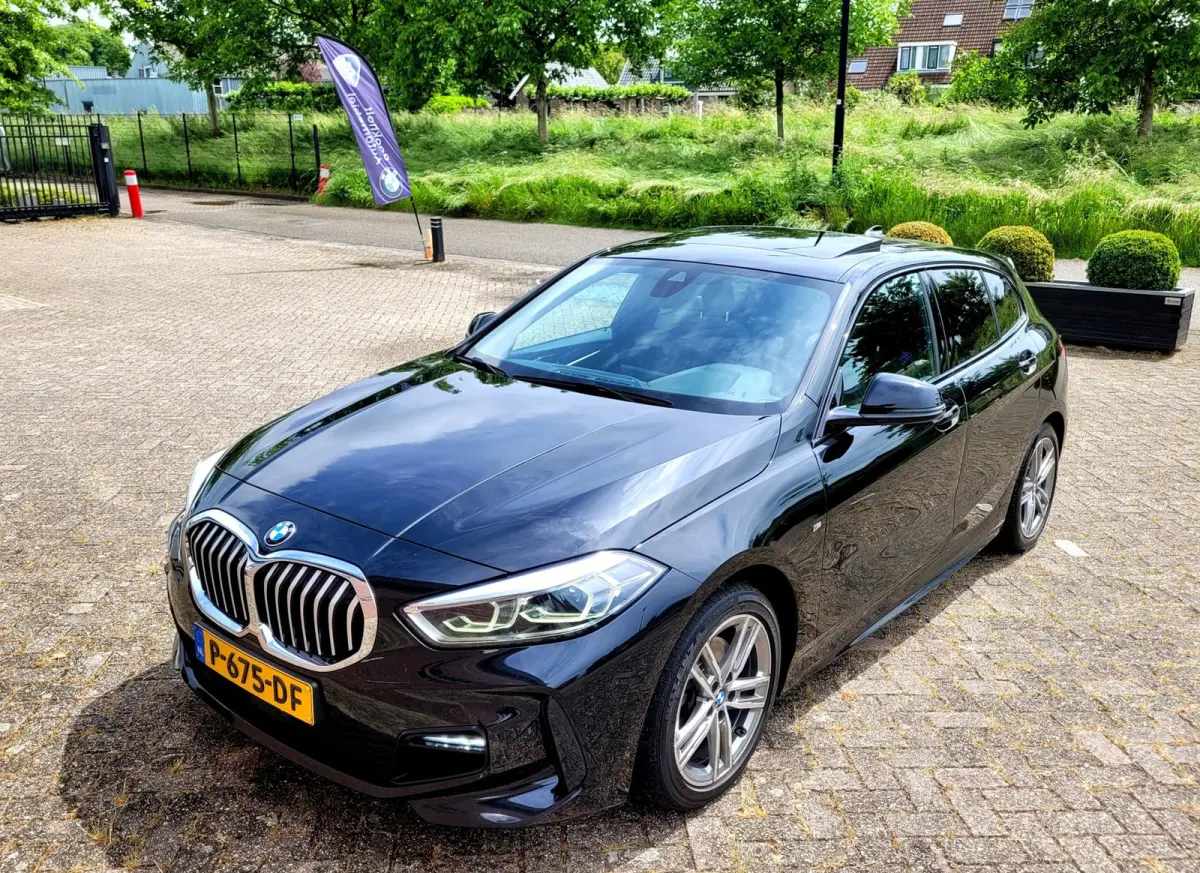 118i M-sport Pano Camera Stuurverw. HIFI [1e eig. BTW NL NAP]