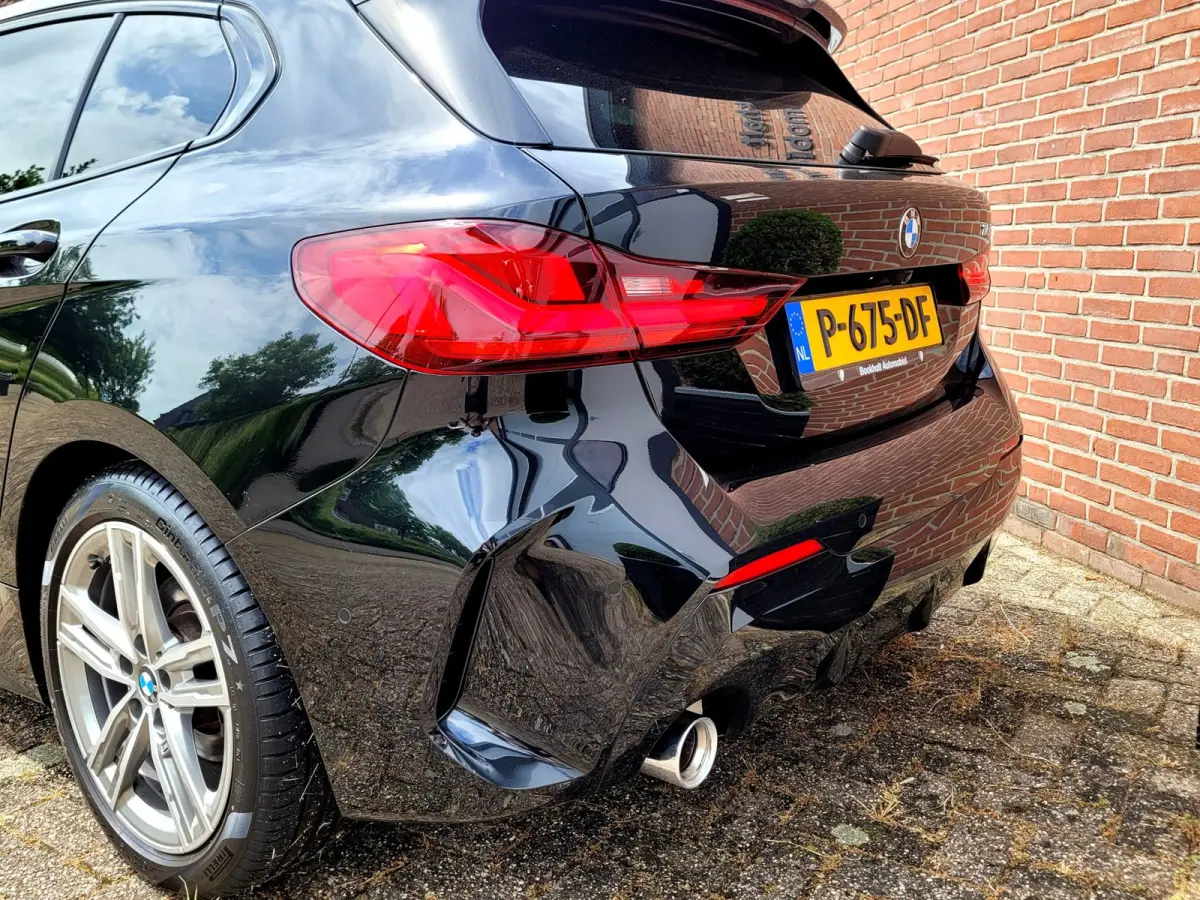118i M-sport Pano Camera Stuurverw. HIFI [1e eig. BTW NL NAP]