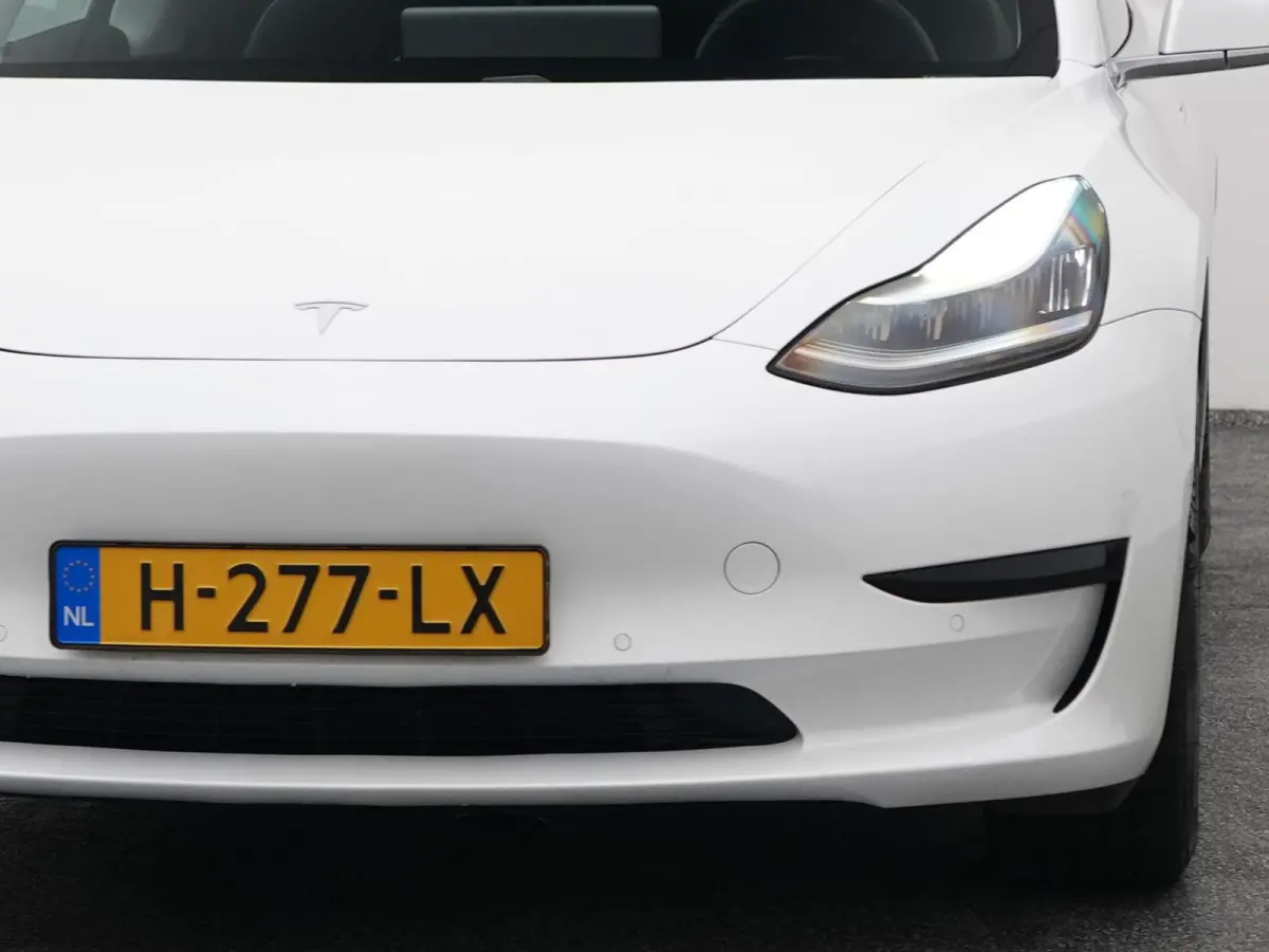 Standard RWD Plus 60 kWh | PANO | CAMERA | STOELVERW.