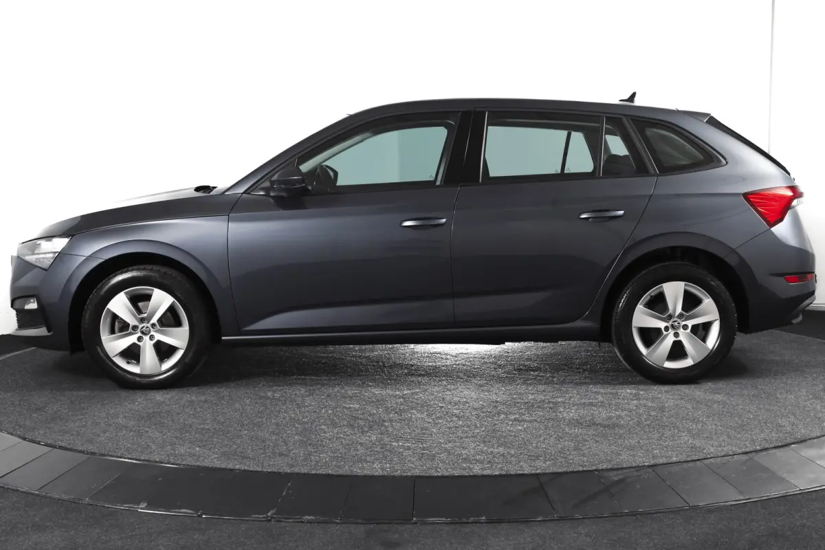 1.0 TSI 116 PK Ambition Org. NL | Cruise | PDC | App. Connect | Airco | Elek. Trekhaak | LM 16" |