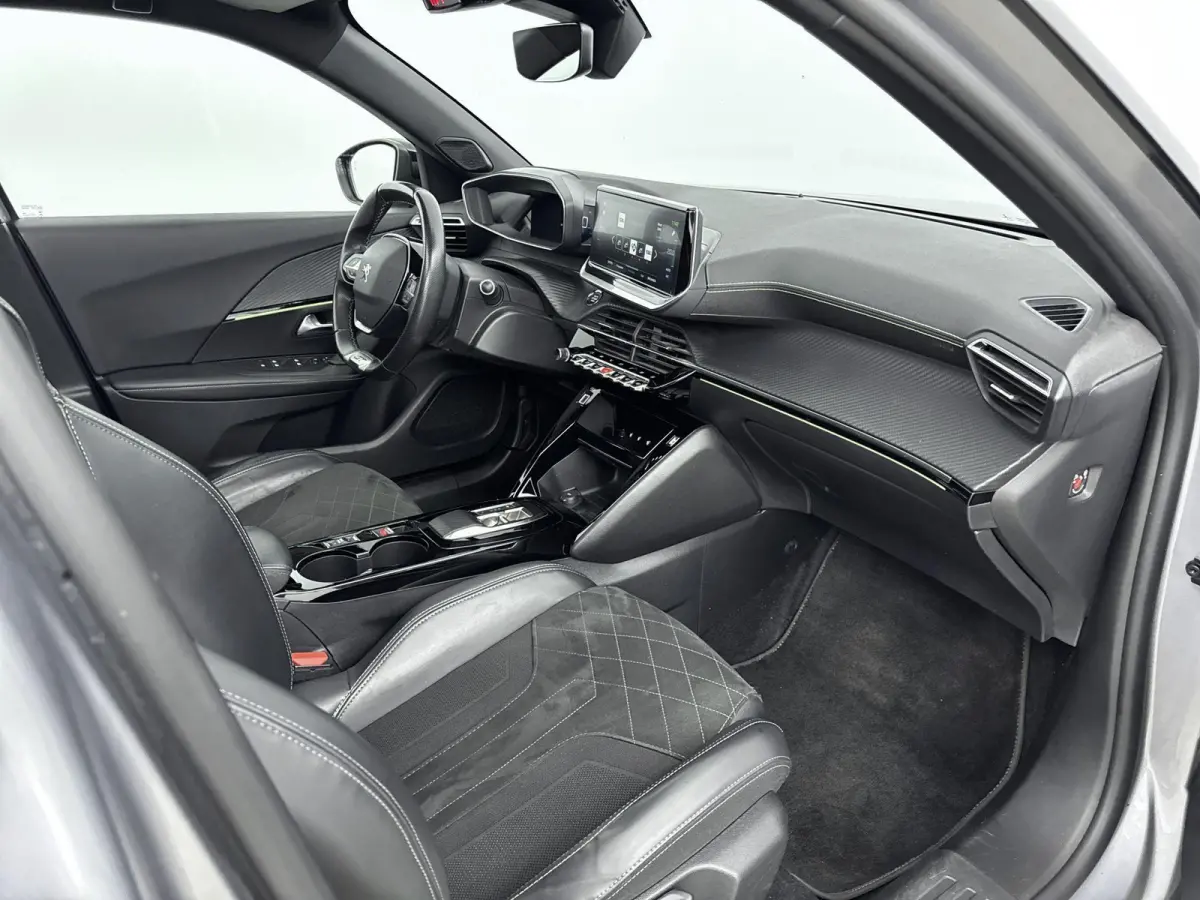 SUV 136pk EV 50 kWh GT Pack | Accu 91% | Fase 3 | Panorama dak | Camera | Navigatie | Parkeersensoren | Carplay