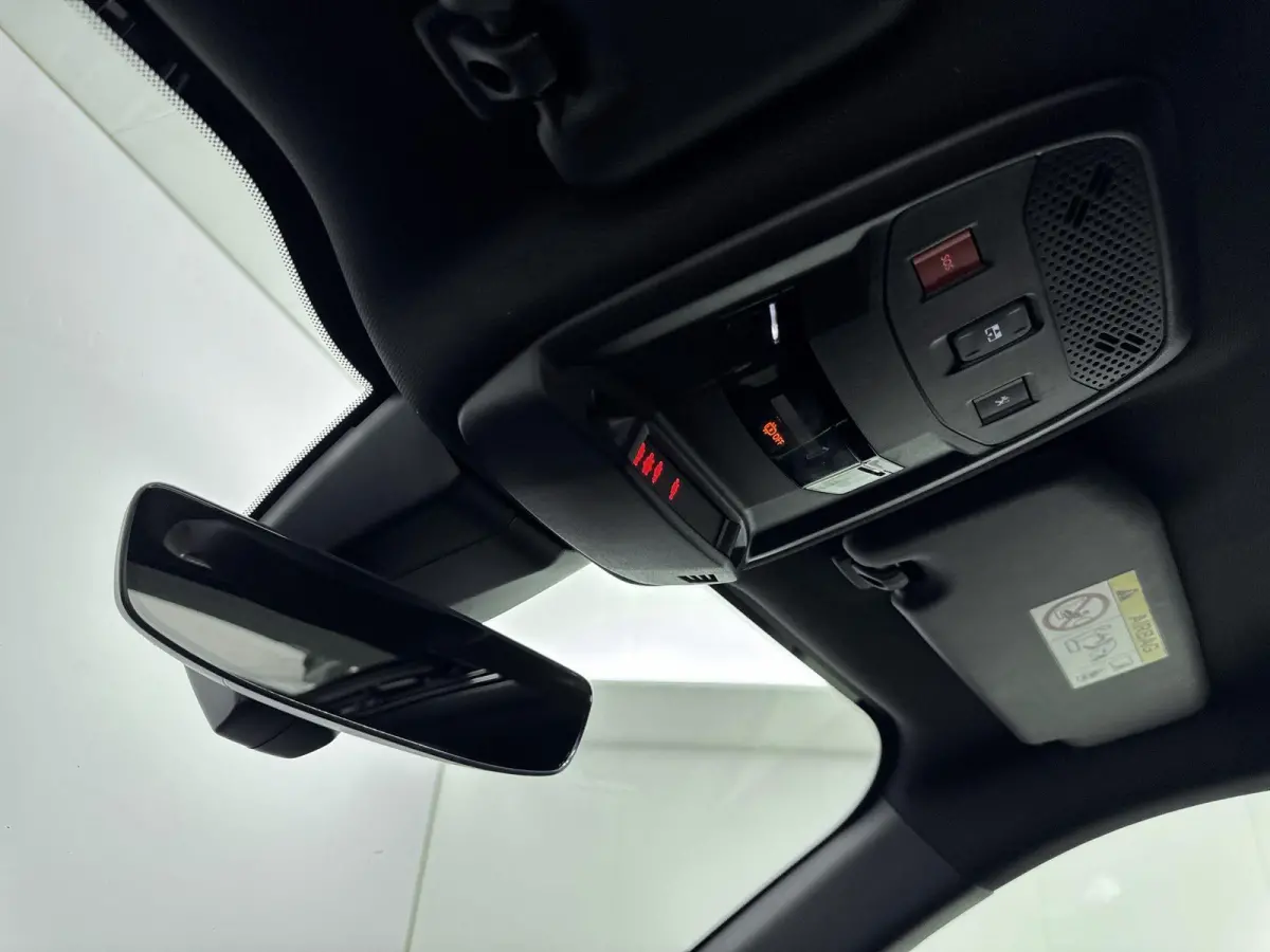SUV 136pk EV 50 kWh GT Pack | Accu 91% | Fase 3 | Panorama dak | Camera | Navigatie | Parkeersensoren | Carplay