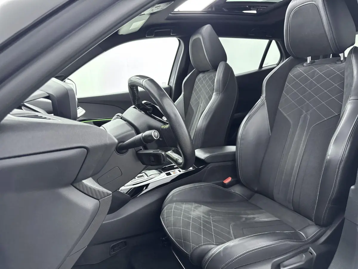 SUV 136pk EV 50 kWh GT Pack | Accu 91% | Fase 3 | Panorama dak | Camera | Navigatie | Parkeersensoren | Carplay