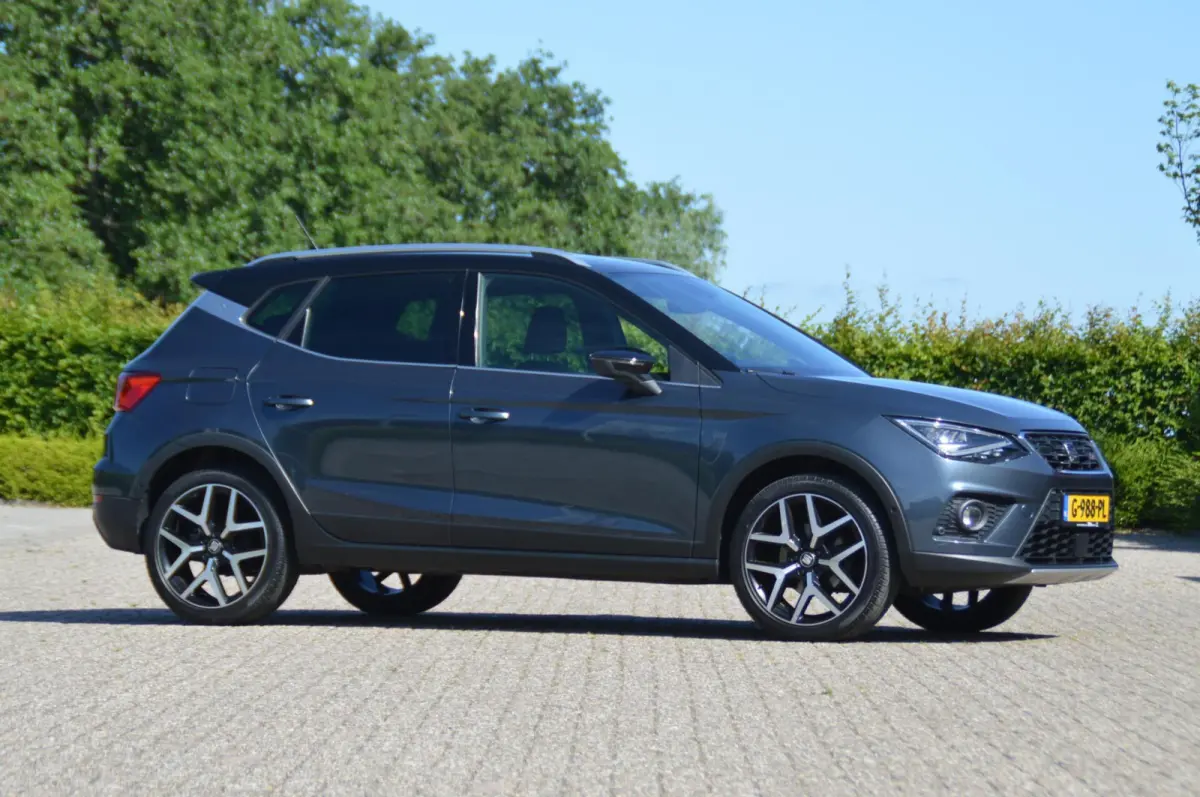 1.0 TSI FR 115 pk Business Intense DSG automaat