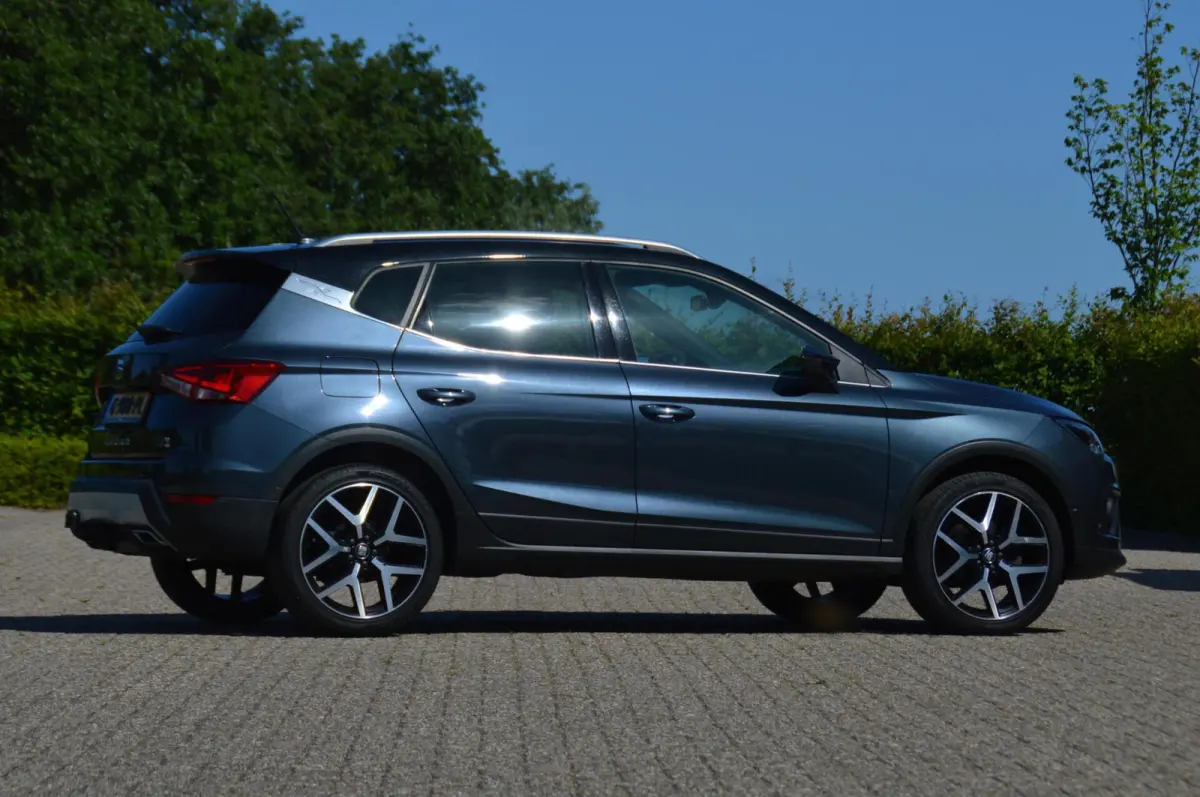 1.0 TSI FR 115 pk Business Intense DSG automaat